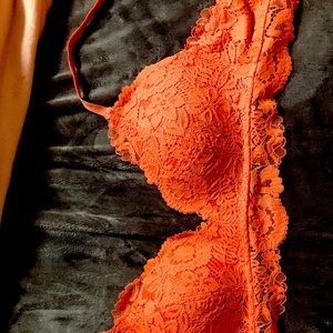 Lacy bra